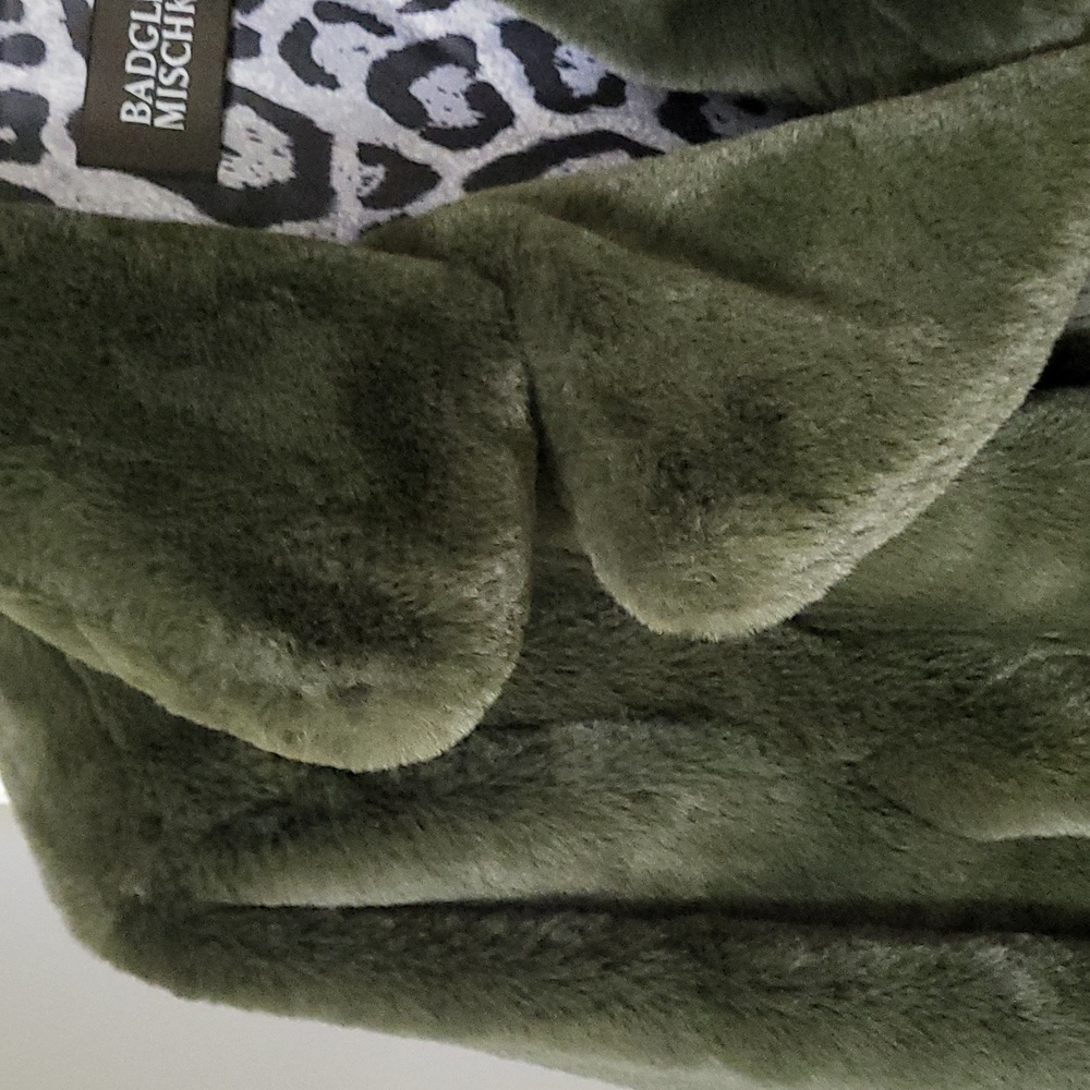 Lux Hunter green Badgley Mischka coat - Picture 10 of 12